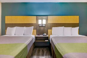 Studio 6 Lenexa, KS - Overland Park