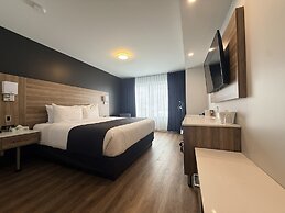 Hôtel & Suites Le Dauphin Drummondville