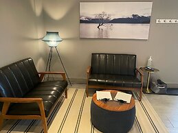 Hôtel & Suites Le Dauphin Drummondville