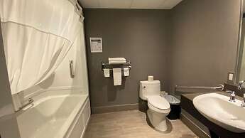 Hôtel & Suites Le Dauphin Drummondville