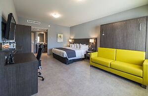 Hôtel & Suites Le Dauphin Drummondville