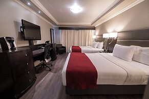 Hôtel & Suites Le Dauphin Drummondville