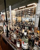 Hôtel & Suites Le Dauphin Drummondville