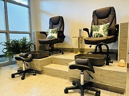 Hôtel & Suites Le Dauphin Drummondville