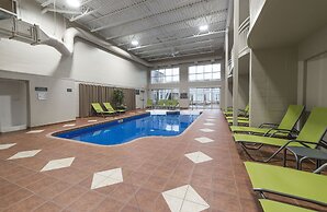 Hôtel & Suites Le Dauphin Drummondville