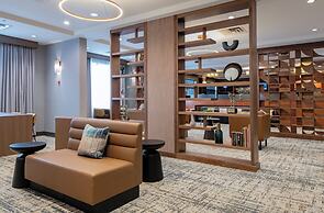 Holiday Inn Hotel & Suites Kamloops by IHG