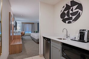 Holiday Inn Hotel & Suites Kamloops by IHG