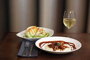 DoubleTree by Hilton Hotel Biloxi