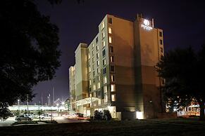 DoubleTree by Hilton Hotel Biloxi