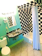 Creole Gardens Guesthouse and Inn