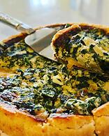 Creole Gardens Guesthouse and Inn