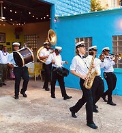 Creole Gardens Guesthouse and Inn