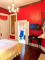 Creole Gardens Guesthouse and Inn