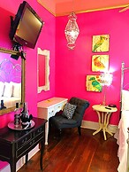 Creole Gardens Guesthouse and Inn