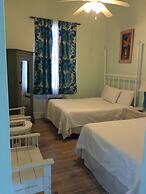 Creole Gardens Guesthouse and Inn