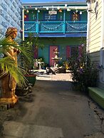 Creole Gardens Guesthouse and Inn