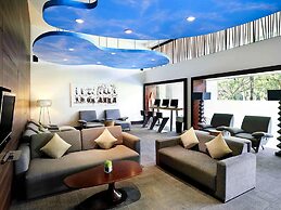 Pullman Bali Legian Beach