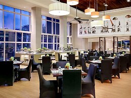 Pullman Bali Legian Beach