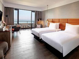 Pullman Bali Legian Beach