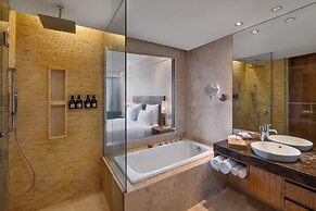 Pullman Bali Legian Beach