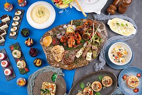 Pullman Bali Legian Beach