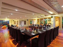 Pullman Bali Legian Beach