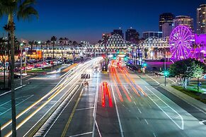 Hyatt Centric The Pike Long Beach