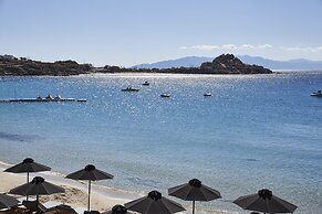 Kosmoplaz Beach Hotel