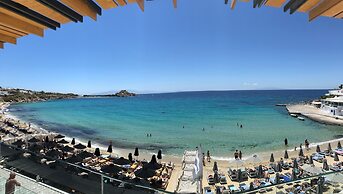 Kosmoplaz Beach Hotel