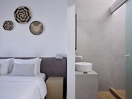 Kosmoplaz Beach Hotel