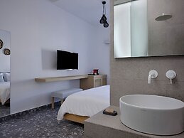 Kosmoplaz Beach Hotel