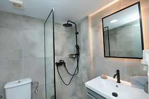 Kosmoplaz Beach Hotel