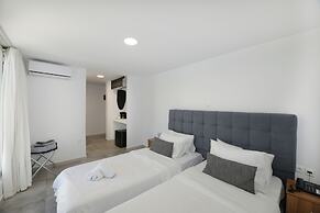 Kosmoplaz Beach Hotel