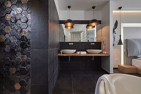 Kosmoplaz Beach Hotel