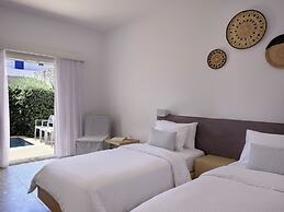 Kosmoplaz Beach Hotel