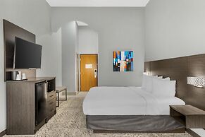 Best Western Plus New Caney Inn & Suites