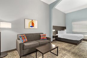 Best Western Plus New Caney Inn & Suites