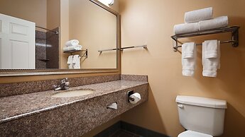 Best Western Plus New Caney Inn & Suites