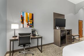 Best Western Plus New Caney Inn & Suites