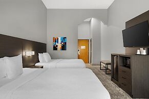 Best Western Plus New Caney Inn & Suites