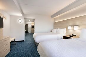 Holiday Inn Express Hotel & Suites Norfolk Airport by IHG