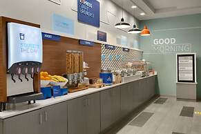 Holiday Inn Express Hotel & Suites Norfolk Airport by IHG