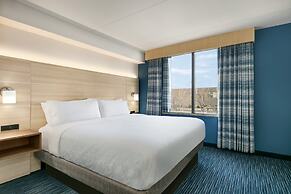 Holiday Inn Express Hotel & Suites Norfolk Airport by IHG