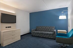 Holiday Inn Express Hotel & Suites Norfolk Airport by IHG