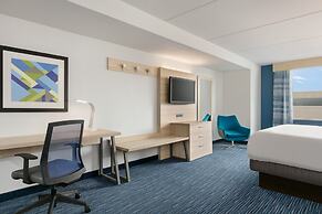 Holiday Inn Express Hotel & Suites Norfolk Airport by IHG
