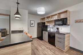 Candlewood Suites Milwaukee Airport by IHG