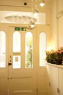 Plaza Hotel Hammersmith