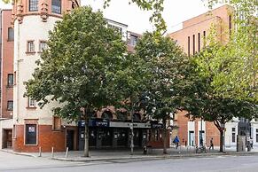 Plaza Hotel Hammersmith