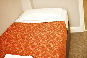 Plaza Hotel Hammersmith