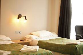 Plaza Hotel Hammersmith